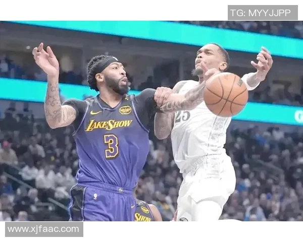 火箭队与湖人队前场篮板对决分析及关键数据解读