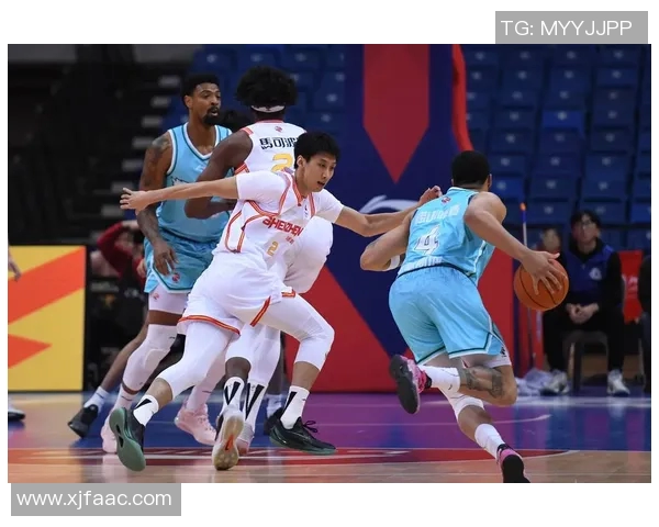 CBA精彩回放广东队对阵青岛队的激烈比赛全程回顾与分析